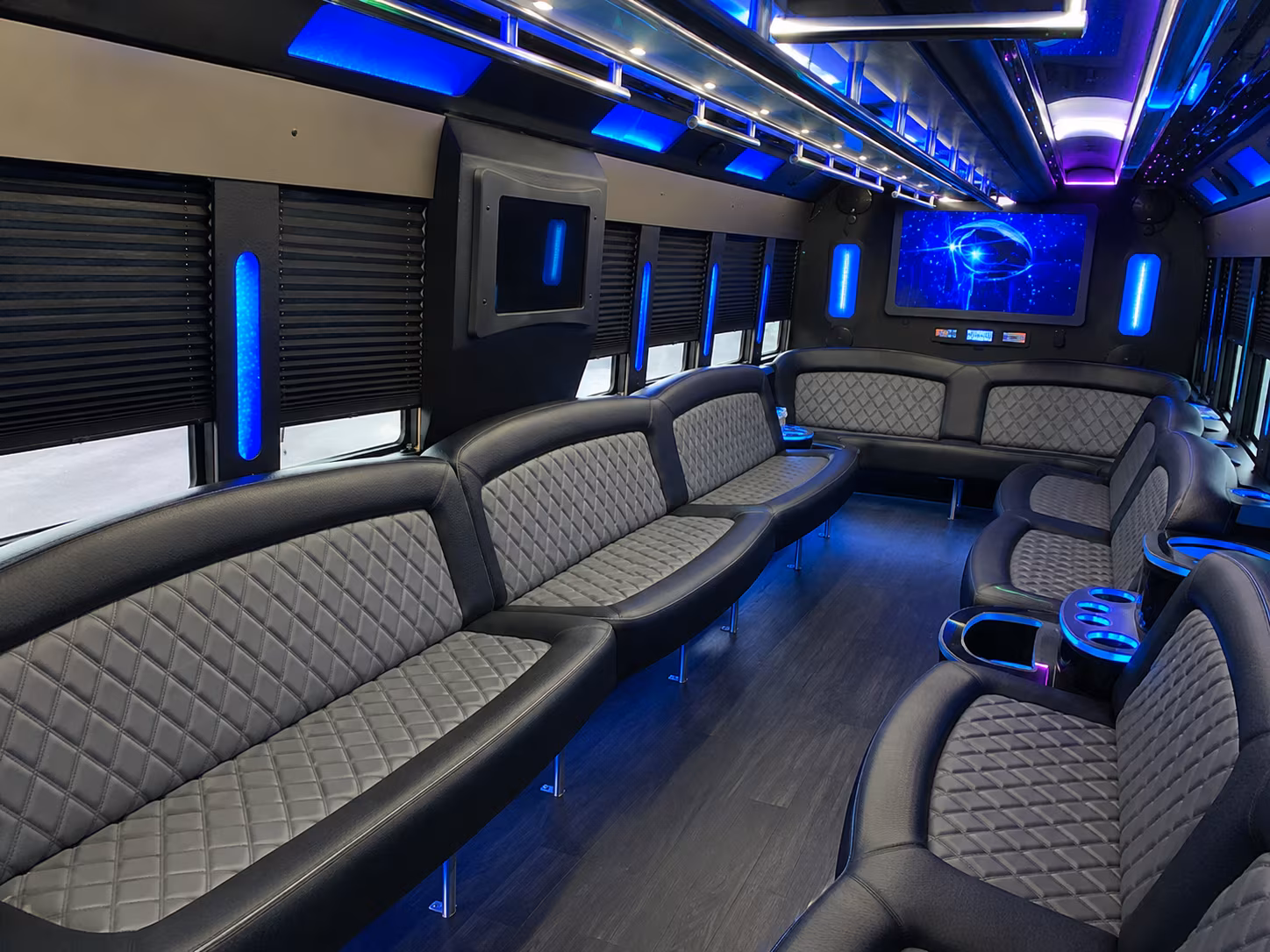bachelorette party bus wine tours through kansas city and the surrounding region