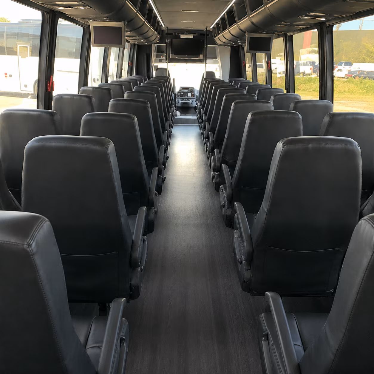 charter buses for kansas city wedding ceremonies at venue heavy corridors