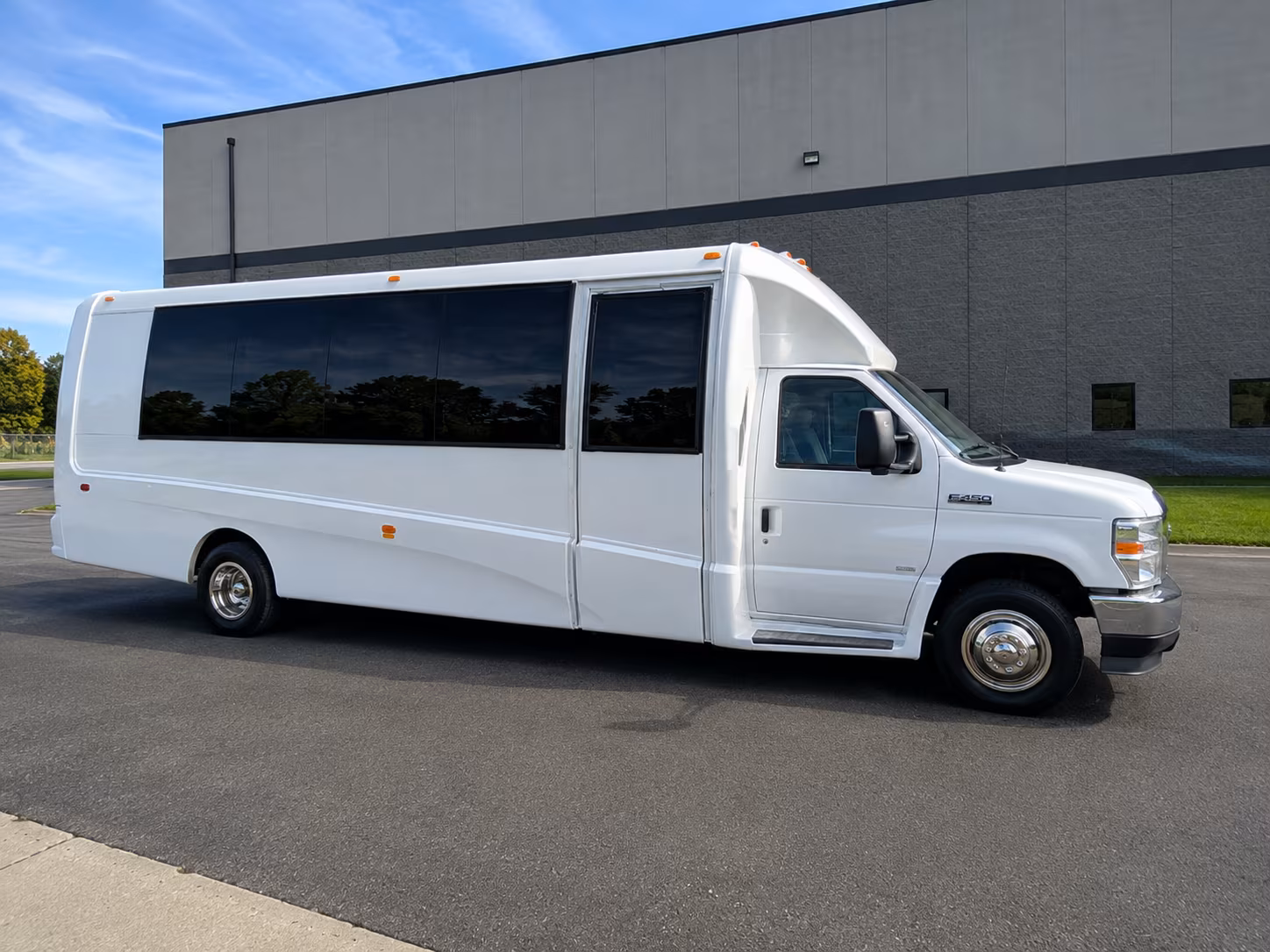 group bus transportation to sprint center area concerts and special events