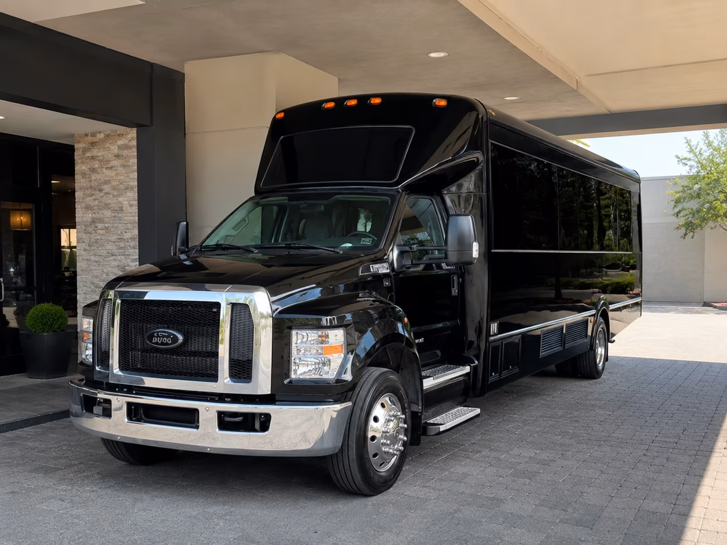 kansas city party bus