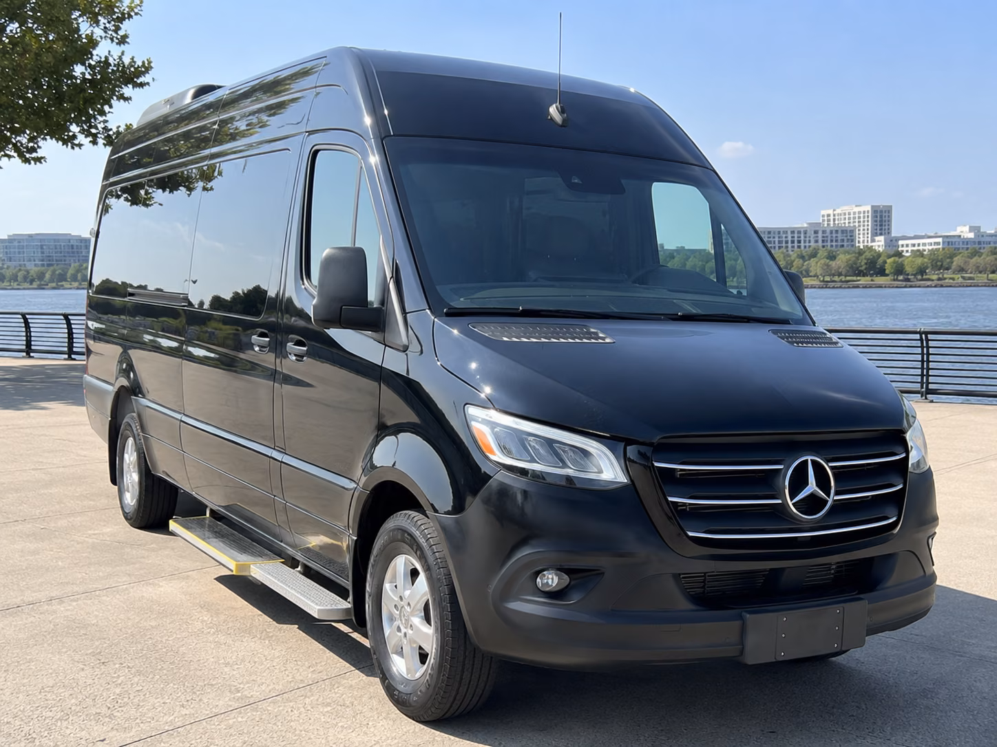 kansas city sprinter van with driver