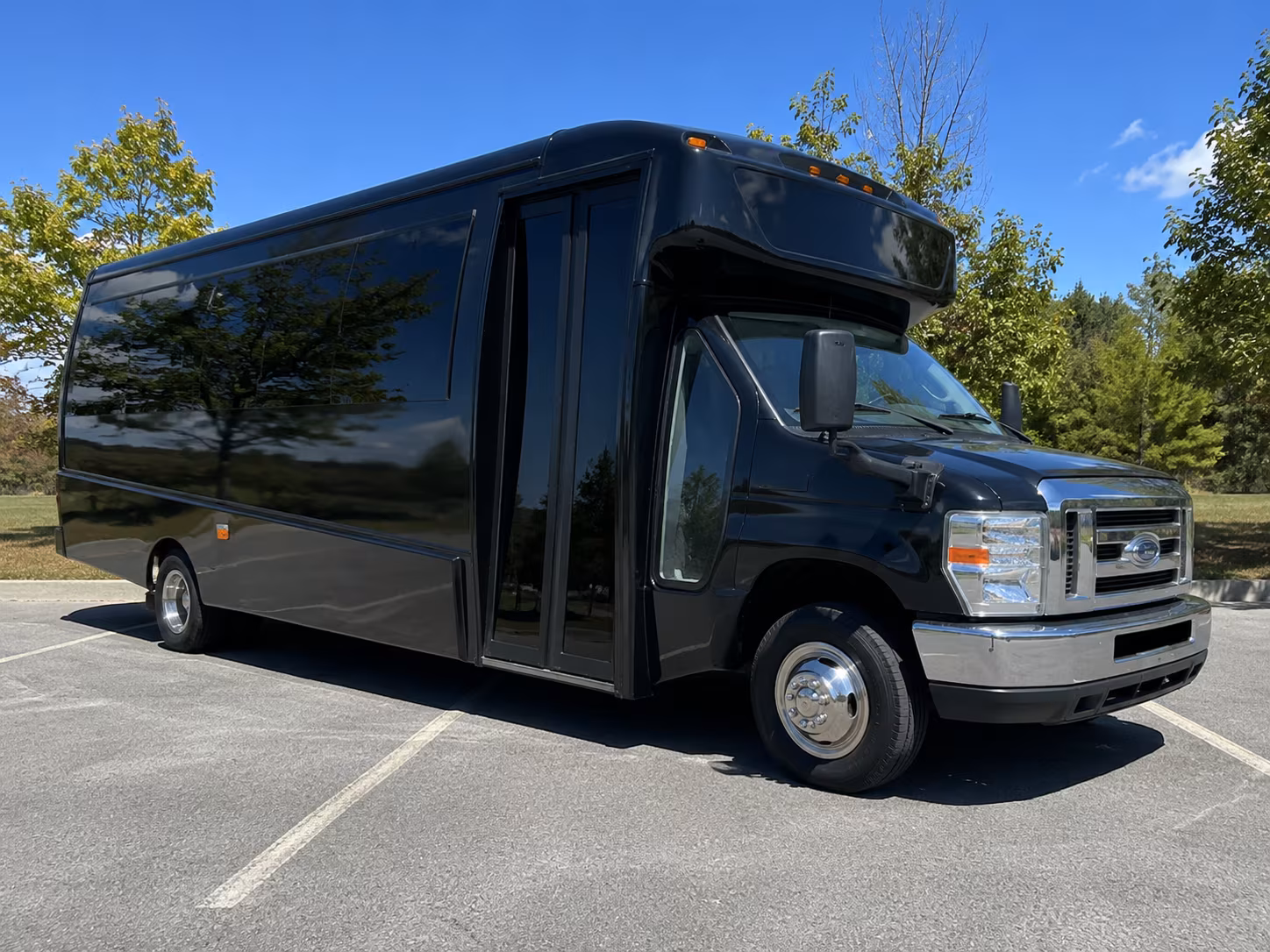 performing arts and enrichment field trip buses in kansas city