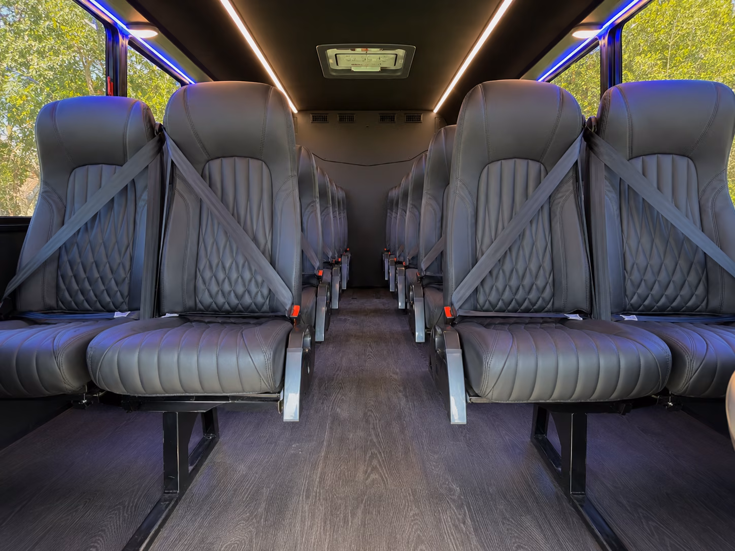 wedding guest shuttle buses between kansas city hotels and reception venues