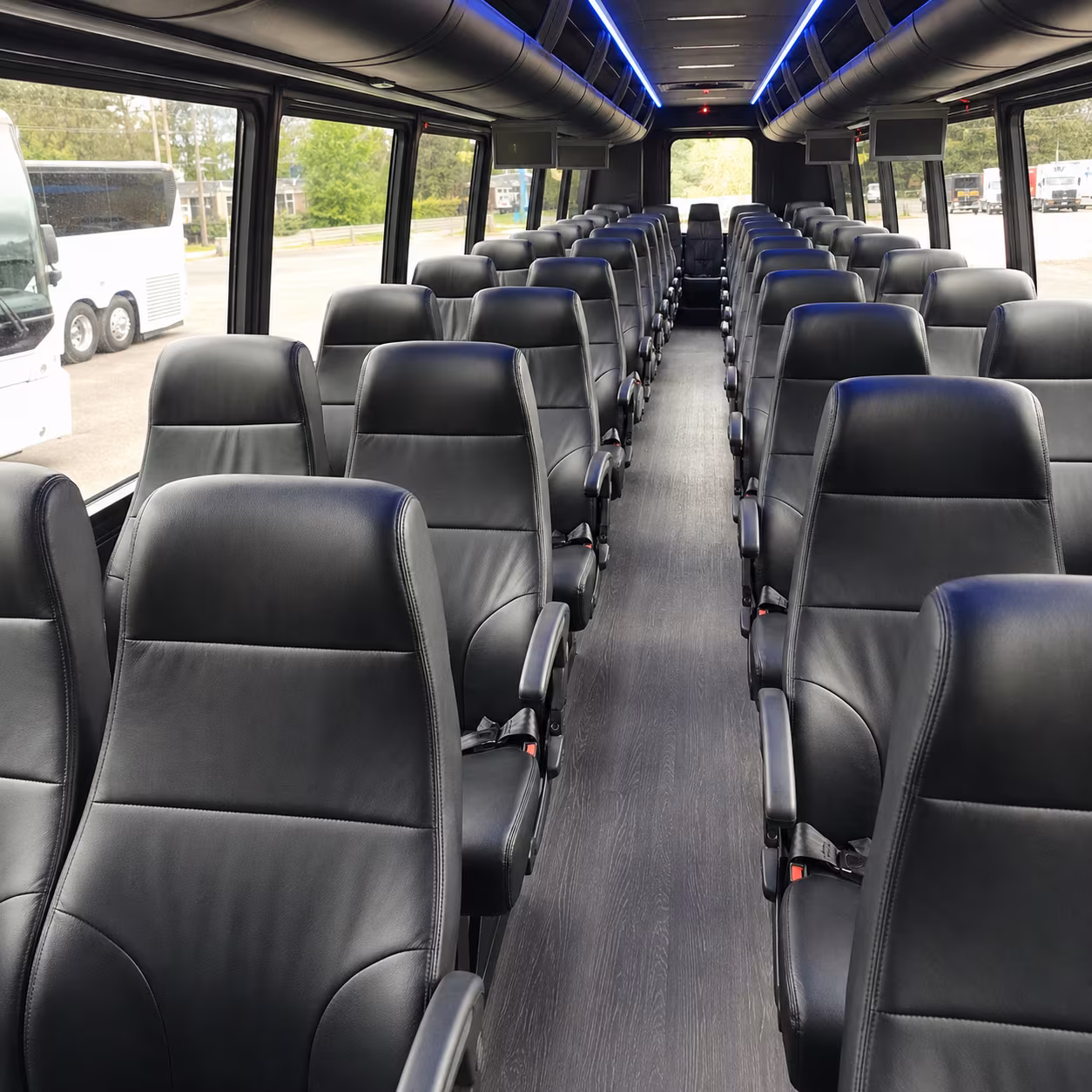 winery and vineyard wedding weekend bus rentals near kansas city